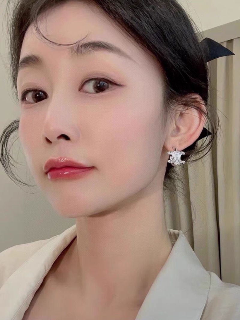 Ce1i*e earrings